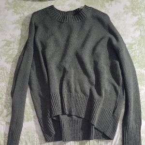 Universal Thread Dark Gray Crew Neck Sweater
